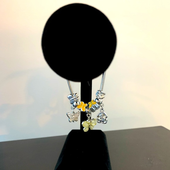 NEW Silver Tone Charm Bracelet - Picture 6 of 7